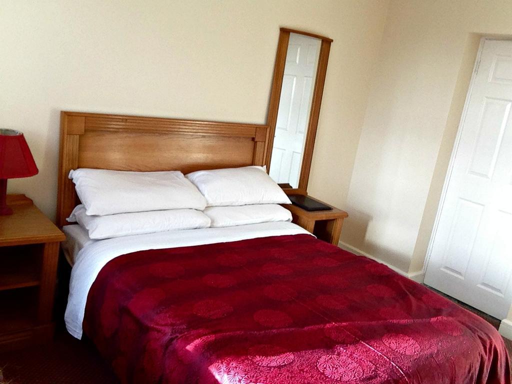 Westgate House B&B Strokestown Номер фото